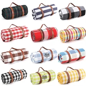Multiple Sizes Plaid Picnic Blanket with PU Leather Straps